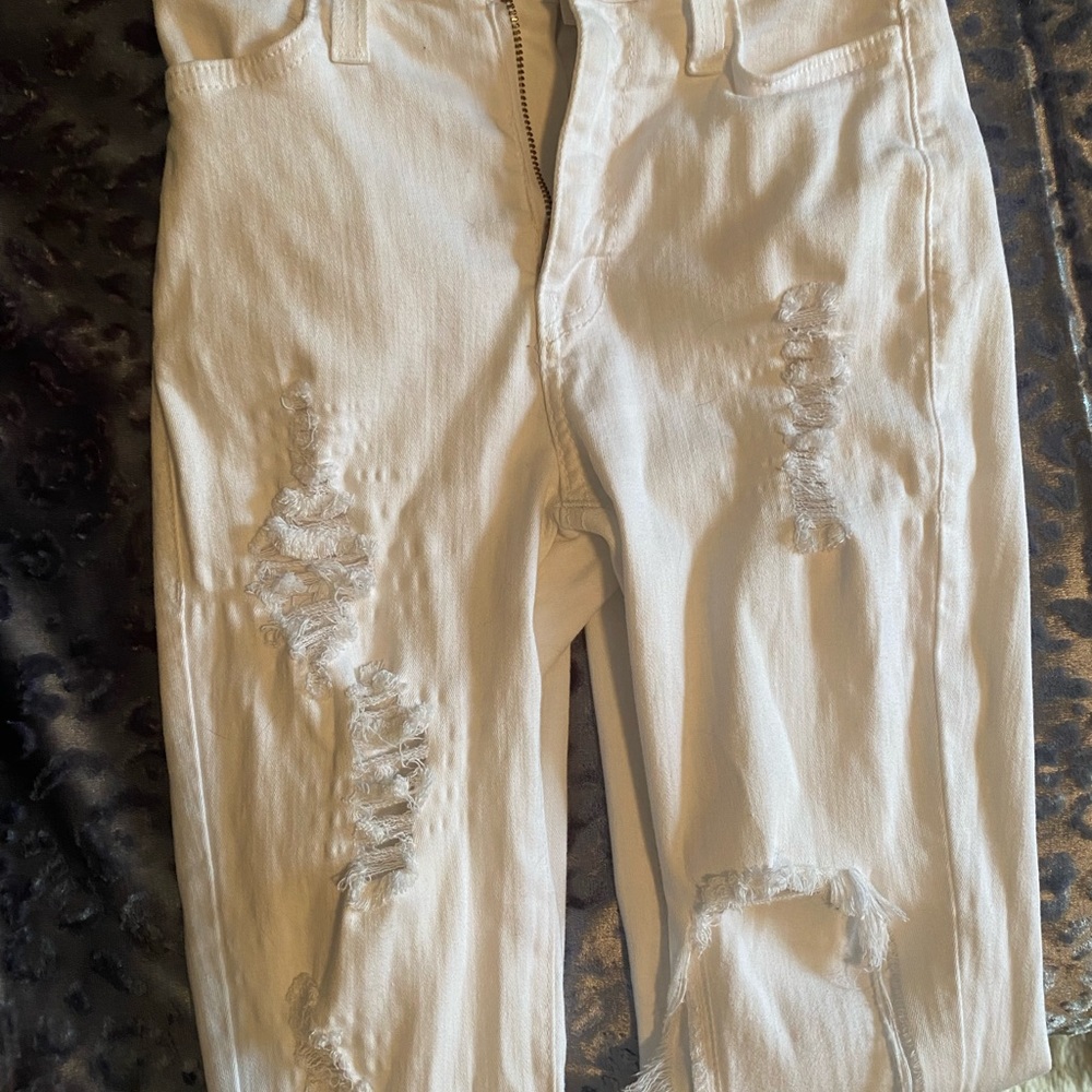 Fashion nova white skinny’s